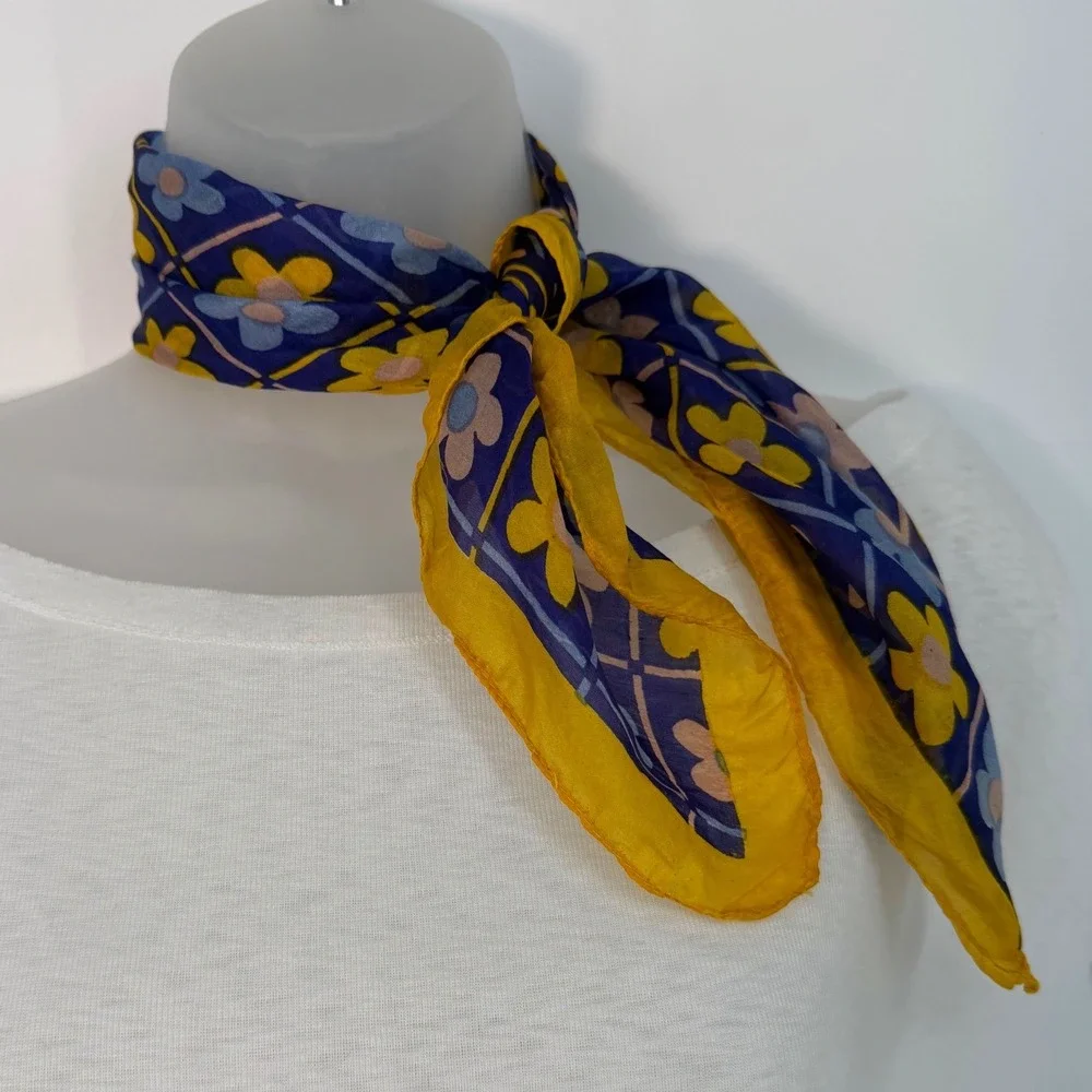 Sanfred Silk Scarf Blue Yellow Floral Daisy Grid Square Neckerchief Indie 105-32